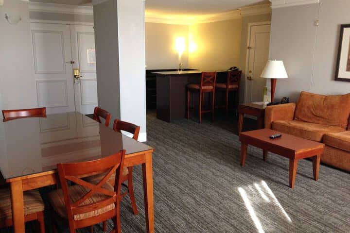 Room 30 of 70