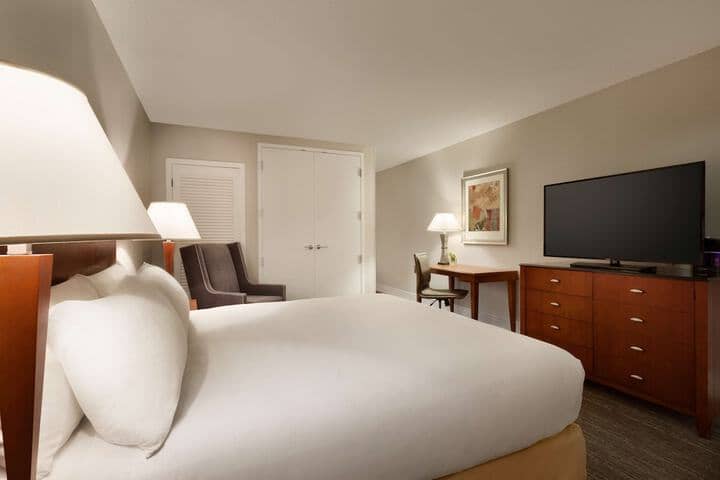 Room 17 of 70