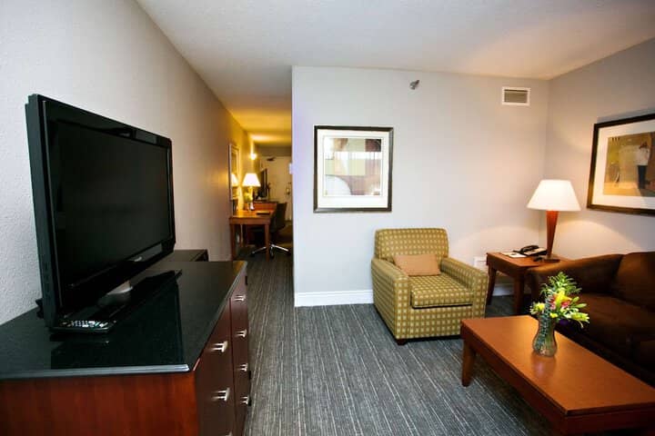 Room 14 of 70